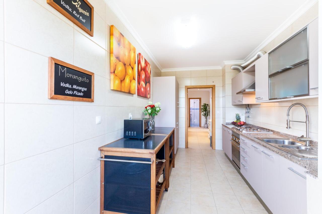 Sacha'S Sweet Home, Lovely 2 Bedroom Apartment, Walking Distance To Town, Beach And Marina Lagos Buitenkant foto
